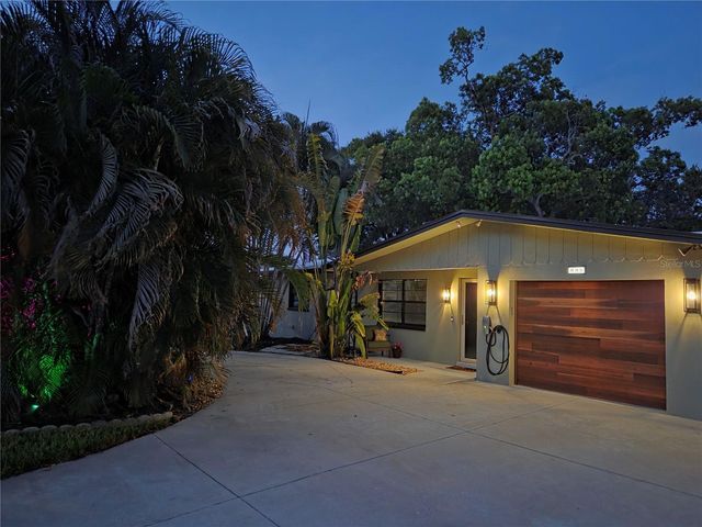 995 EMERSON DRIVE, Dunedin, FL 34698