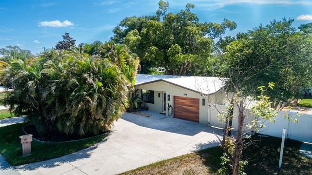 995 EMERSON DRIVE, Dunedin, FL 34698