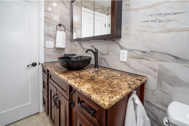 995 EMERSON DRIVE, Dunedin, FL 34698