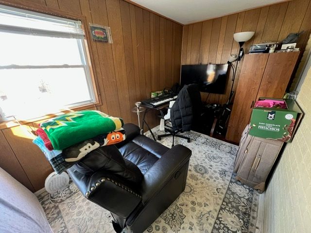 4952 HULL Street 2E, Skokie, IL 60077