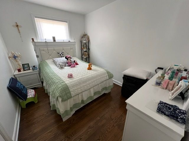 4952 HULL Street 2E, Skokie, IL 60077