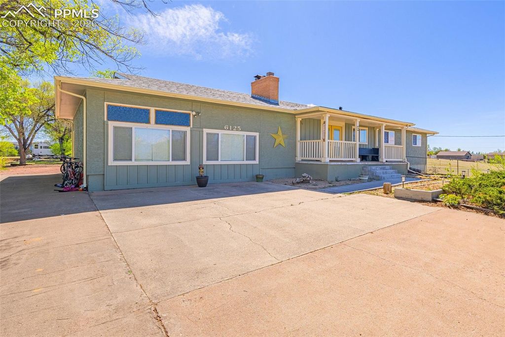 6125 Templeton Gap Road, Colorado Springs, CO 80923 — photo 3