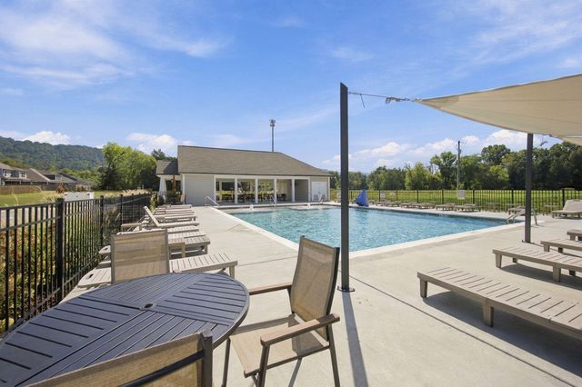 8804 Knolling Loop, Ooltewah, TN 37363