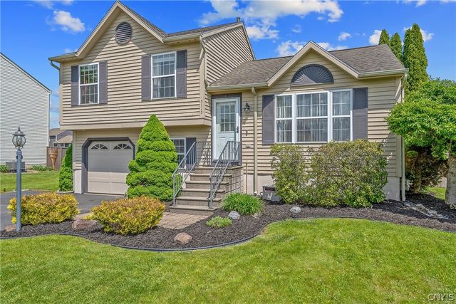 5115 Old Barn Road, Clay, NY 13041