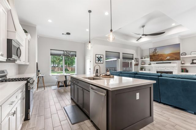 756 Road 660, Dayton, TX 77535