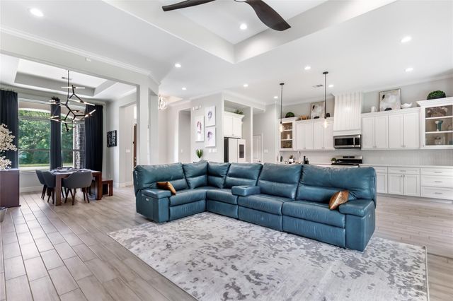 756 Road 660, Dayton, TX 77535
