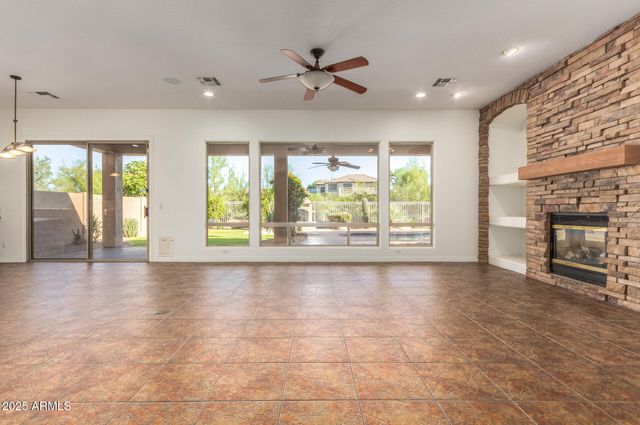 4046 E WOODSTOCK Road, Cave Creek, AZ 85331