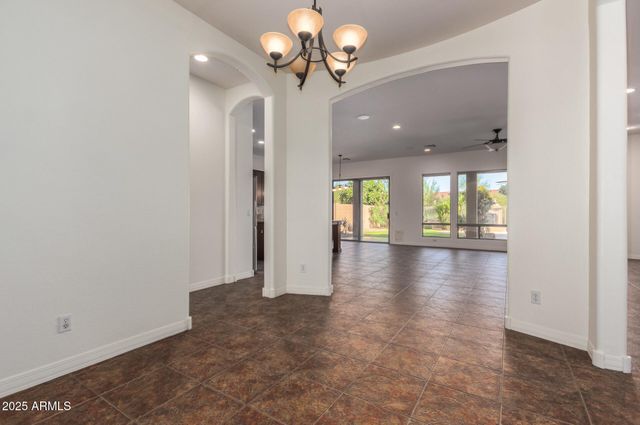 4046 E WOODSTOCK Road, Cave Creek, AZ 85331