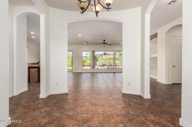 4046 E WOODSTOCK Road, Cave Creek, AZ 85331