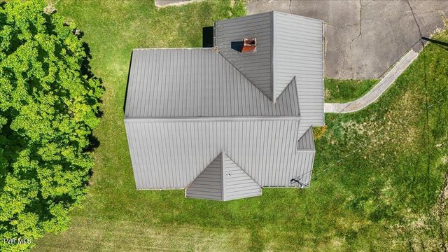 2736 West Walnut Street, Johnson City, TN 37604