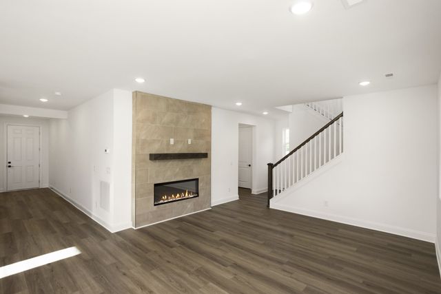 1559 Oaks Springs Drive, Columbia, TN 38401