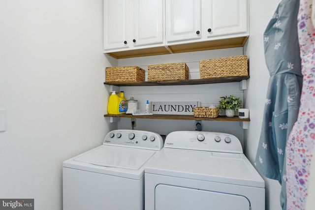 6 SADDLE CT, Landenberg, PA 19350