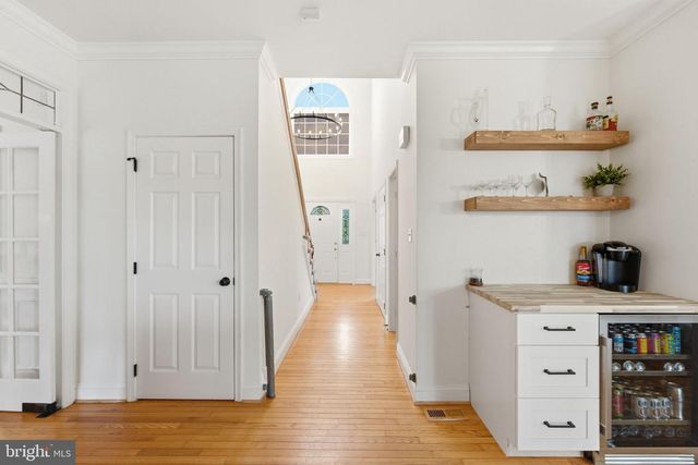 6 SADDLE CT, Landenberg, PA 19350