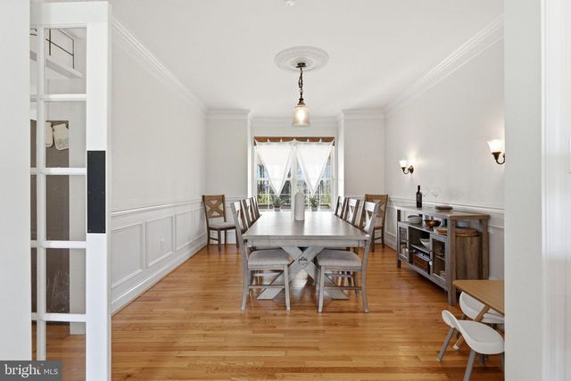 6 SADDLE CT, Landenberg, PA 19350
