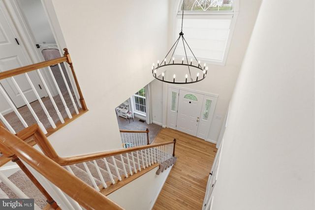 6 SADDLE CT, Landenberg, PA 19350