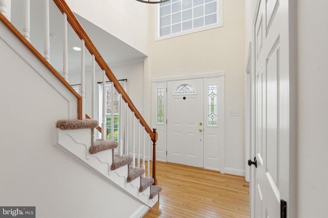 6 SADDLE CT, Landenberg, PA 19350
