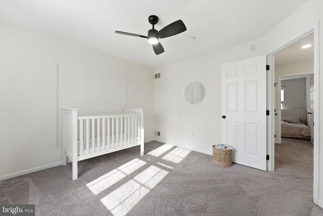6 SADDLE CT, Landenberg, PA 19350