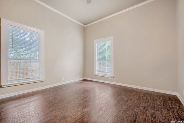 811 LAMAR ST, San Antonio, TX 78202