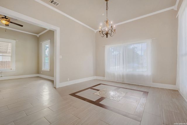 811 LAMAR ST, San Antonio, TX 78202