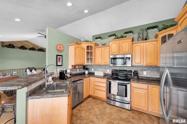 21 OSPREY Court, Pekin, IL 61554