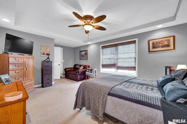 21 OSPREY Court, Pekin, IL 61554