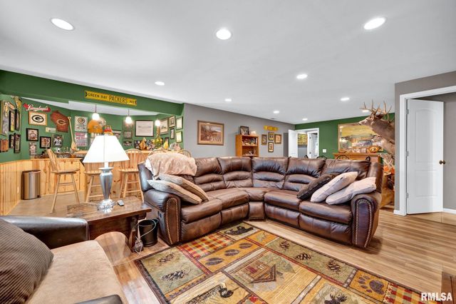 21 OSPREY Court, Pekin, IL 61554