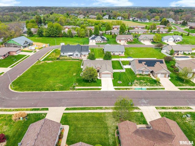 21 OSPREY Court, Pekin, IL 61554