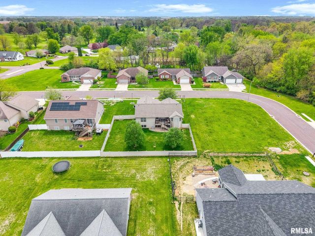 21 OSPREY Court, Pekin, IL 61554