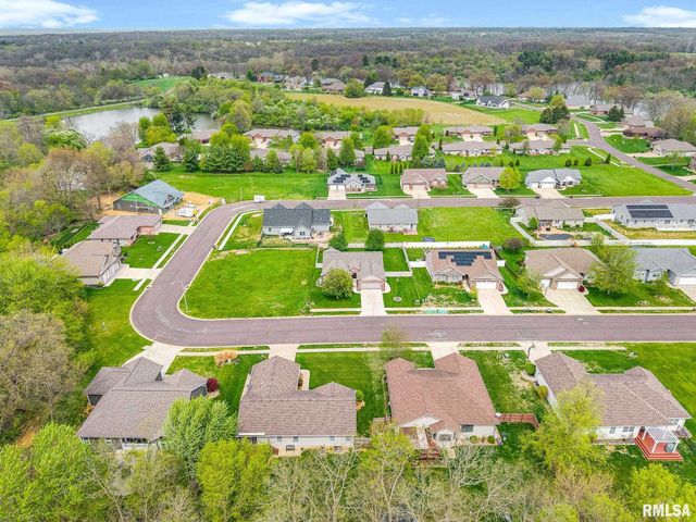 21 OSPREY Court, Pekin, IL 61554