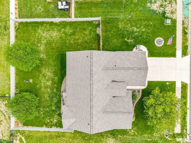 21 OSPREY Court, Pekin, IL 61554
