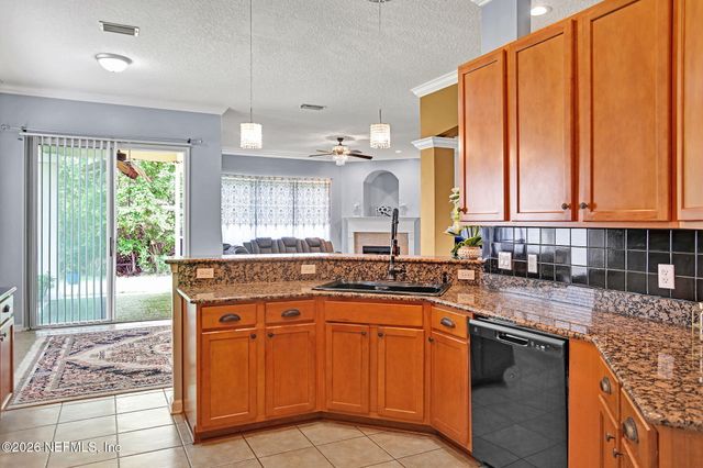 14042 DEVAN LEE Drive N, Jacksonville, FL 32226