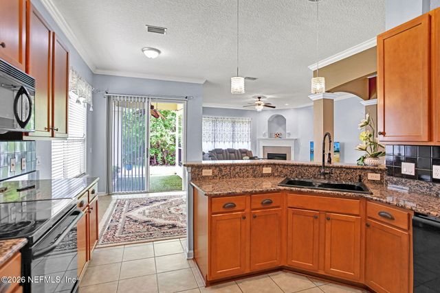 14042 DEVAN LEE Drive N, Jacksonville, FL 32226