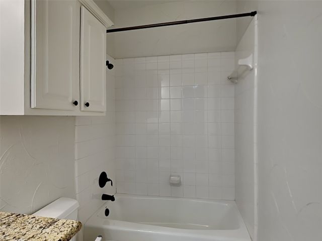 2 Stonebriar Court, Dallas, TX 75206