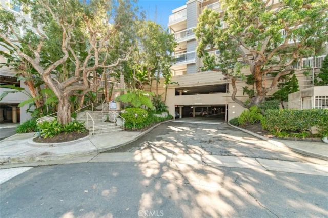 20301 Bluffside Circle D401, Huntington Beach, CA 92646