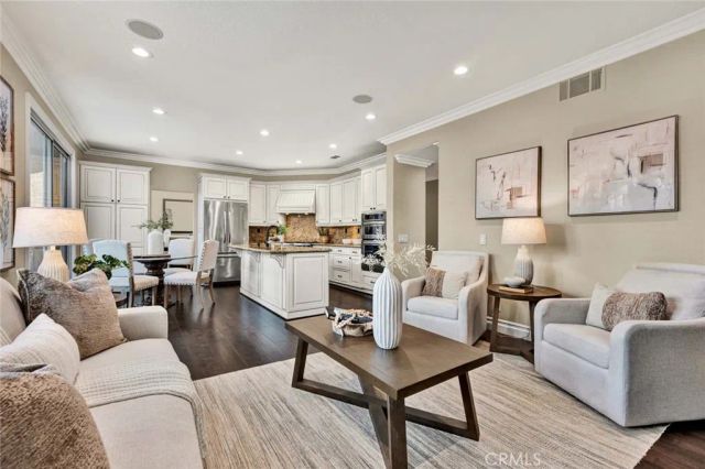 2503 Newman Avenue, Tustin, CA 92782