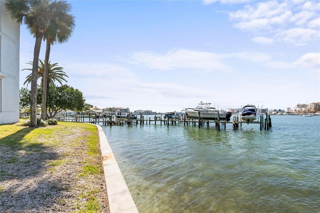 644 ISLAND WAY 304, Clearwater Beach, FL 33767
