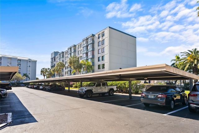 644 ISLAND WAY 304, Clearwater Beach, FL 33767