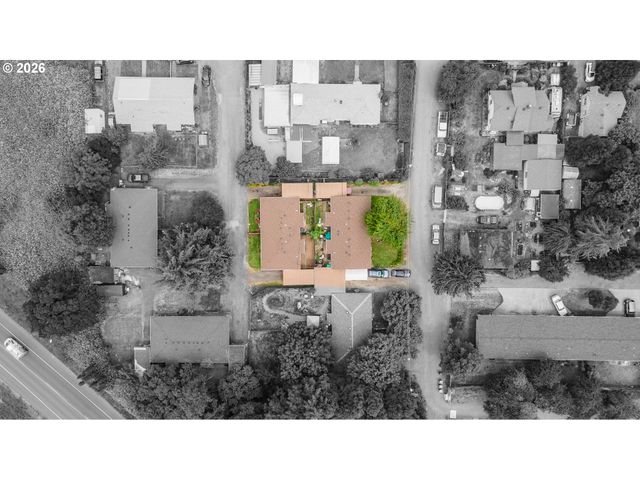 229 HOLEMAN Ave, Eugene, OR 97404
