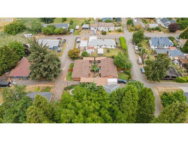 229 HOLEMAN Ave, Eugene, OR 97404