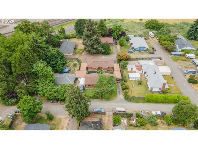 229 HOLEMAN Ave, Eugene, OR 97404