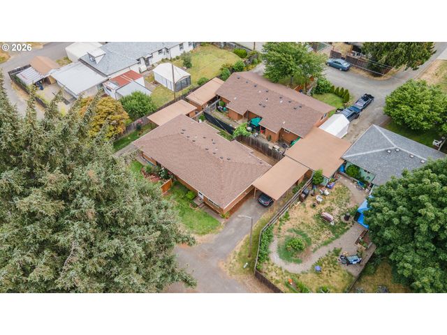 229 HOLEMAN Ave, Eugene, OR 97404