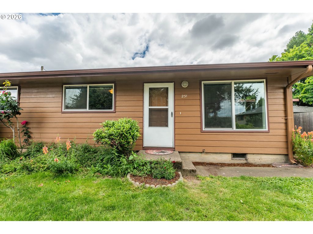 229 HOLEMAN Ave, Eugene, OR 97404