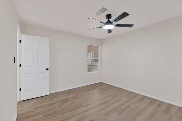 1605 Jane Place NE, Rio Rancho, NM 87144