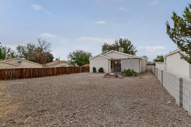 1605 Jane Place NE, Rio Rancho, NM 87144