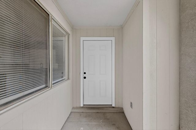 1605 Jane Place NE, Rio Rancho, NM 87144