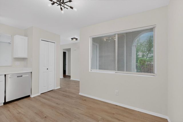 1605 Jane Place NE, Rio Rancho, NM 87144