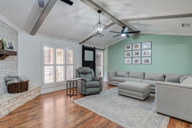 8010 Richmond Avenue, Lubbock, TX 79424