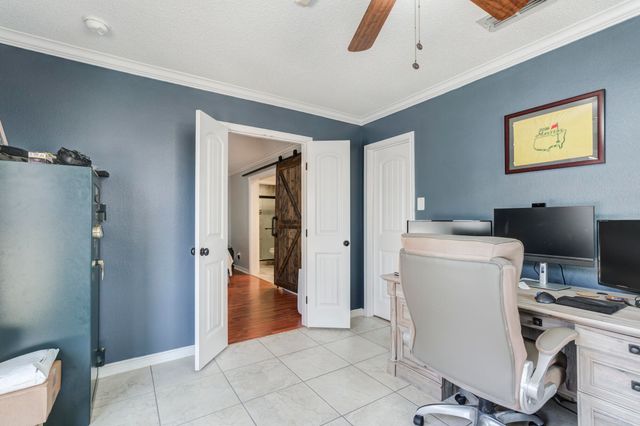 8010 Richmond Avenue, Lubbock, TX 79424