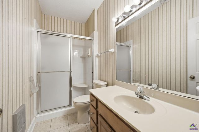 127 S Live Oak Court, Byron, GA 31008