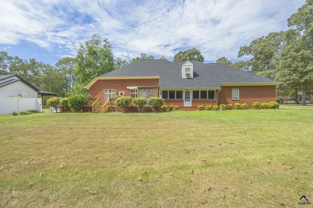127 S Live Oak Court, Byron, GA 31008